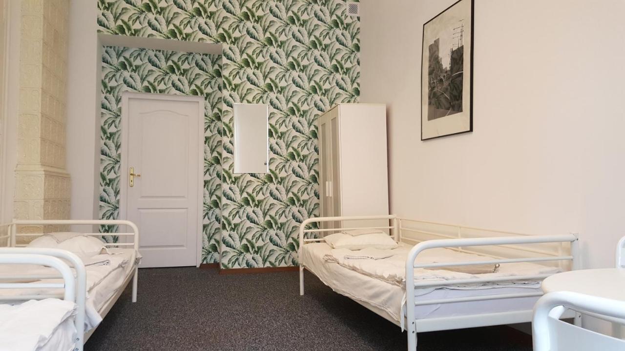 ורשה Hostel Witt מראה חיצוני תמונה