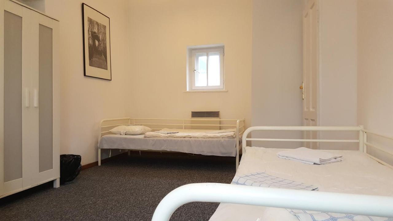 ורשה Hostel Witt מראה חיצוני תמונה