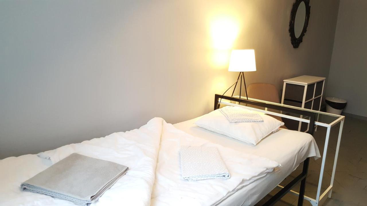 ורשה Hostel Witt מראה חיצוני תמונה