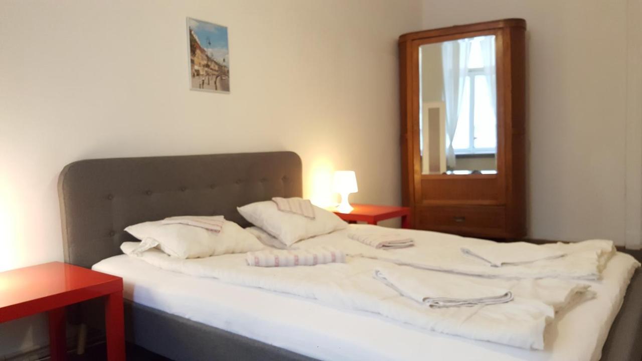 ורשה Hostel Witt מראה חיצוני תמונה