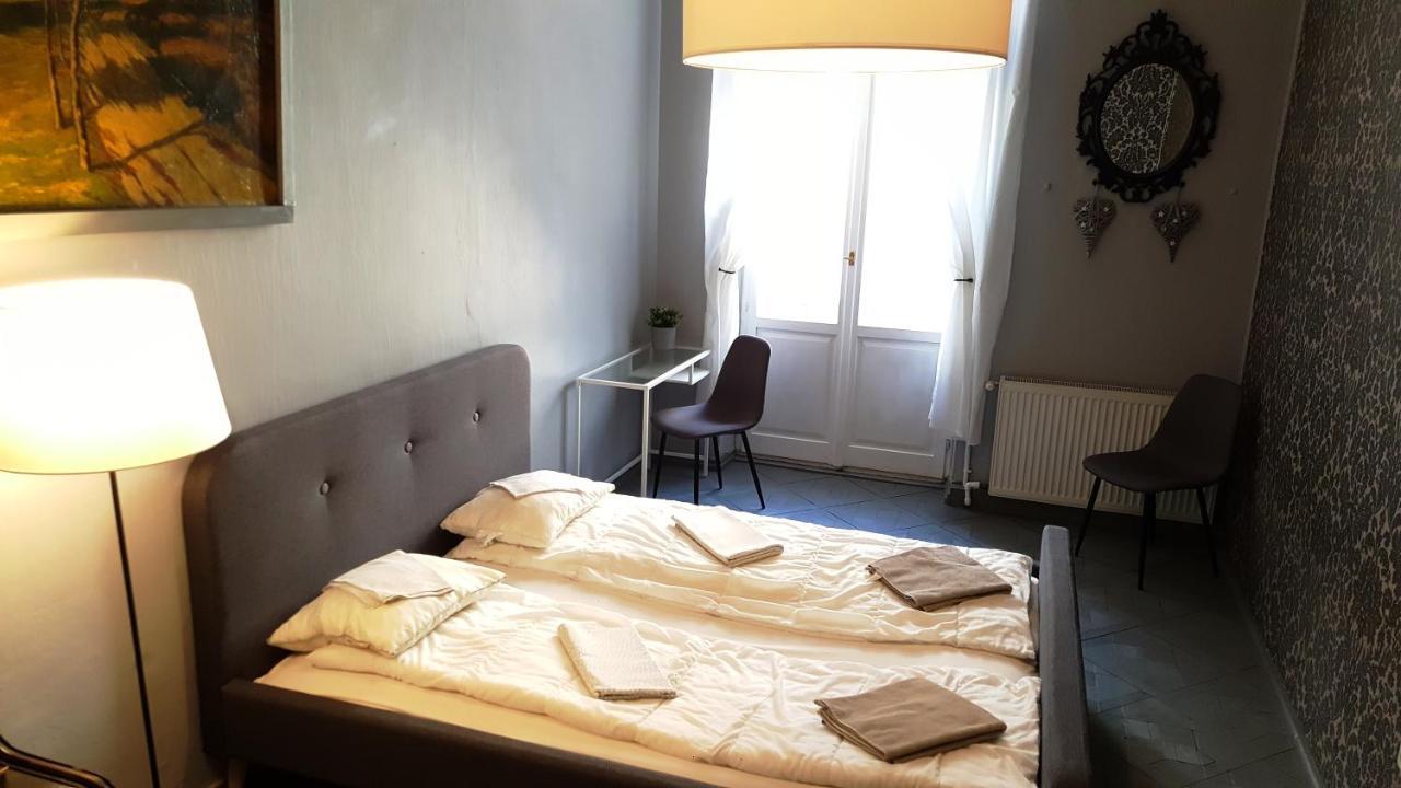 ורשה Hostel Witt מראה חיצוני תמונה