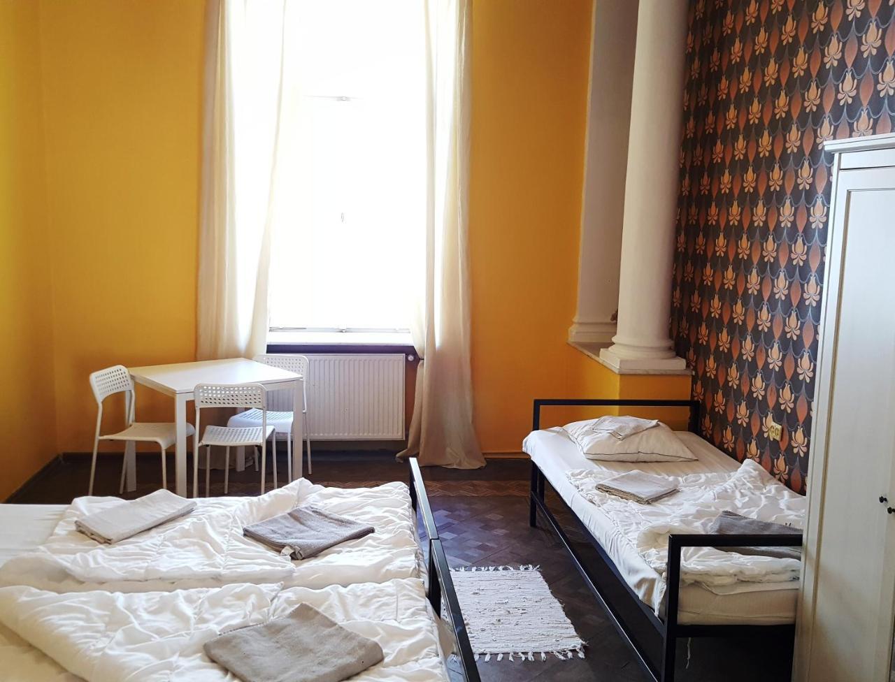 ורשה Hostel Witt מראה חיצוני תמונה